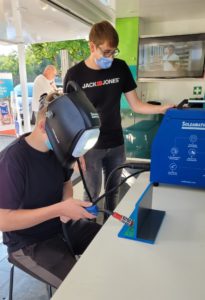 Volle Konzentration hieß es beim virtuellen Schweißen am Schweißsimulator